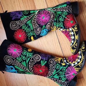 EMBROIDERED KNEE HIGH BOOTS